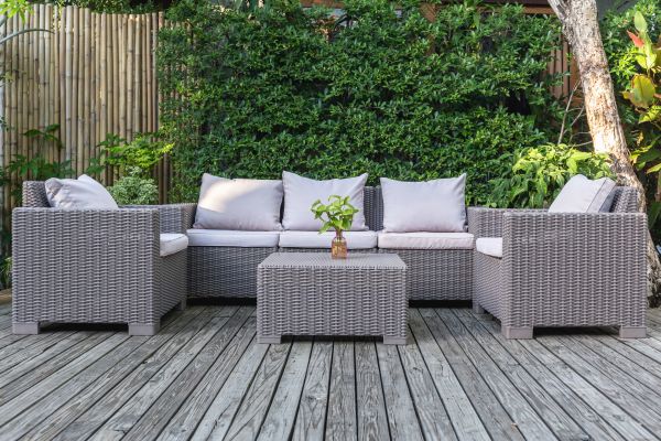 Patio Set Assembly in Newark